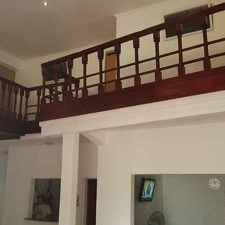 Hotel Tres Fronteras Монте Касерос Екстериор снимка